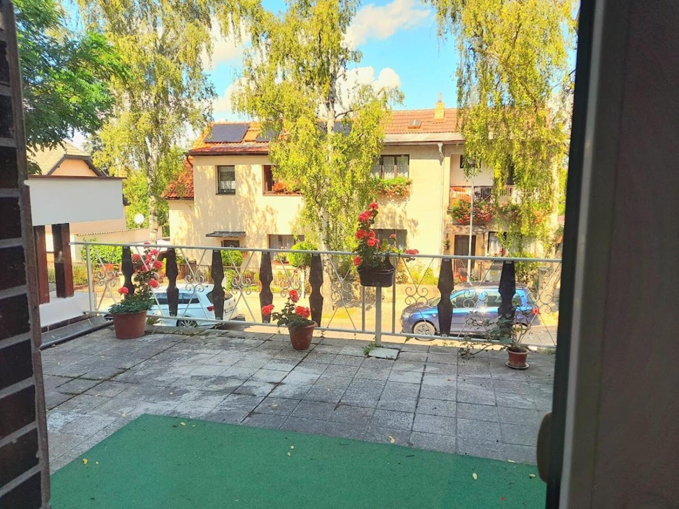 Lev I Sova Apart otel Mělník Dış mekan fotoğraf